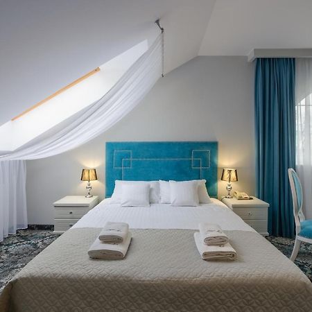 Hotel Lord Radom Luaran gambar