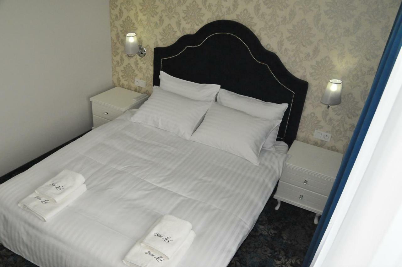 Hotel Lord Radom Luaran gambar