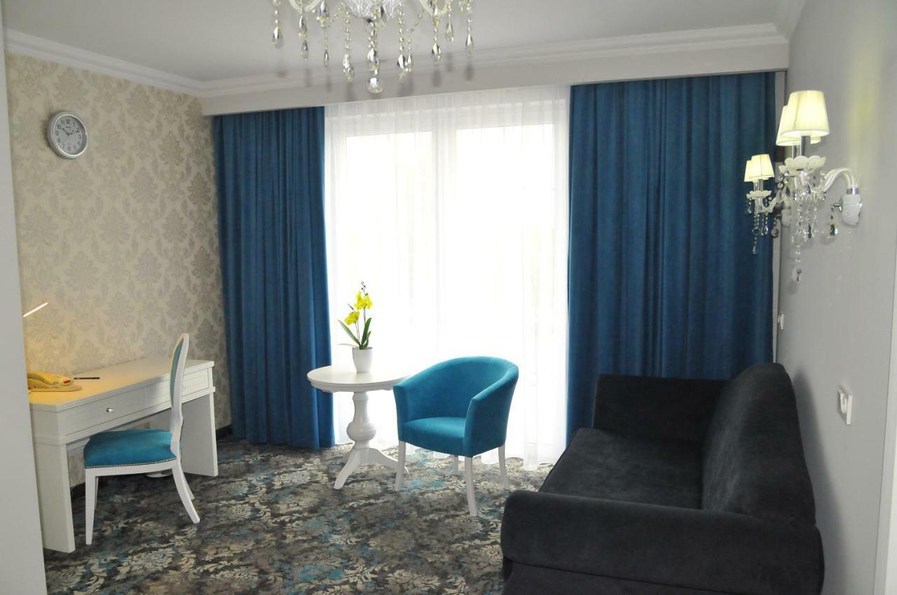 Hotel Lord Radom Luaran gambar