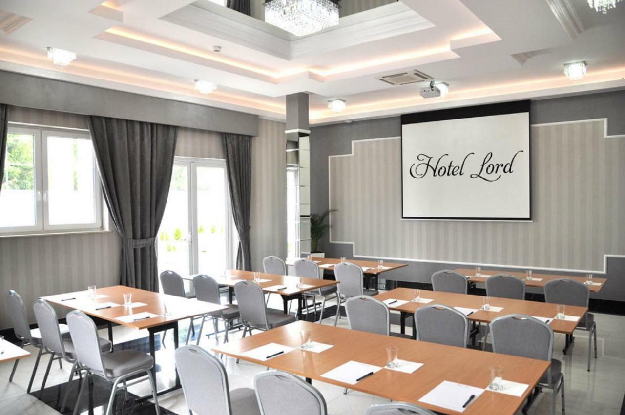 Hotel Lord Radom Luaran gambar